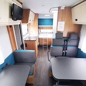 Spaceships Family Motorhome – 7 Berth-internal-photo (1)