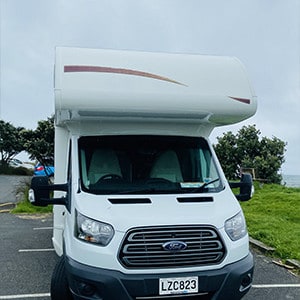 RCC Superdog Motorhome – 6 Berth-external-photo-front