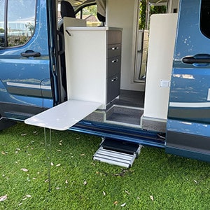 DNZ Deluxe ST Motorhome – 2 Berth-extension-table