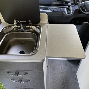 DNZ Deluxe ST Motorhome – 2 Berth-sink