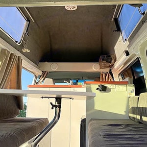 MJ Toyota Hiace Campervan – 3 Berth- interior (3)