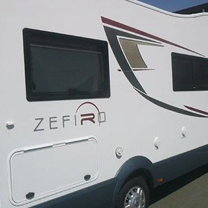 rcc-qd-motorhome-6-berth-exterior-side