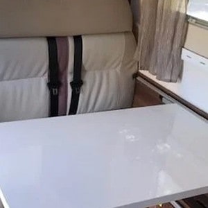 rcc-sd-motorhome-6-berth-dinette