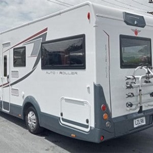 DNZ-Rolla-6-Berth-exterior-rear