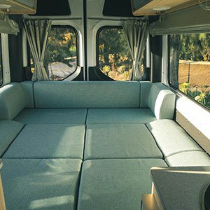 rrr-motorhome-3-berth-double-bed