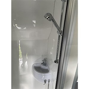 ko-max-motorhome-2-berth-shower