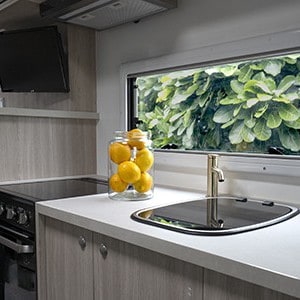 starrv-polaris-nova-6-berth-kitchen