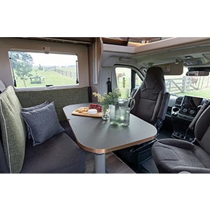 Britz Wanderer Motorhome – 4 Berth-dinette (1)