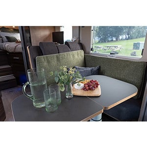 Britz Wanderer Motorhome – 4 Berth-dinette (2)