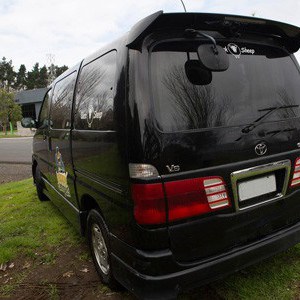 Happy-Black-Sheep-Campervan-–-2-Berth-rear-2