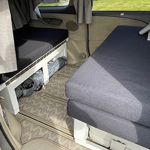 KC – Low Top 2 Berth-seats