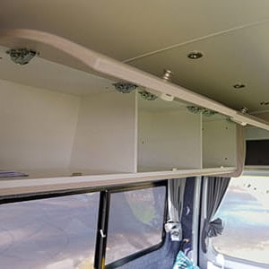 WKKSFVW ST – 2 Berth-interior (4)