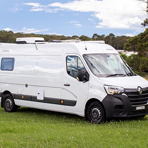 HE Motorhome – 2 Berth-exterior (3)