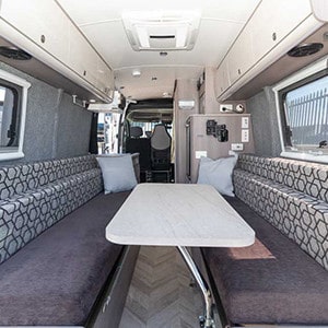 HE Motorhome – 2 Berth-internal (5)