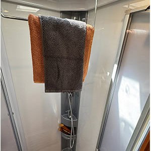 Britz Odyssey Motorhome – 4 Berth-shower