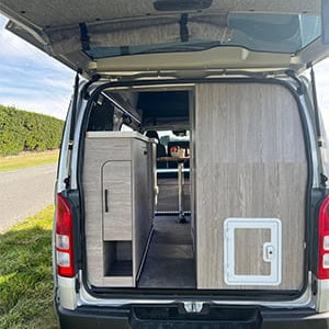 EC Stargazer Motorhome – 3 Berth-rear-door-open