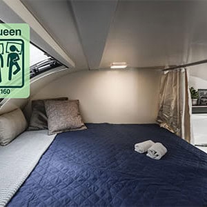 AK Motorhome Bunk – 6 Berth-queen-bed