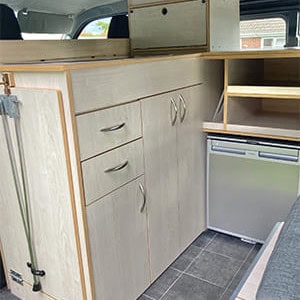 PC Adventurer Campervan – 3 Berth-cupboard