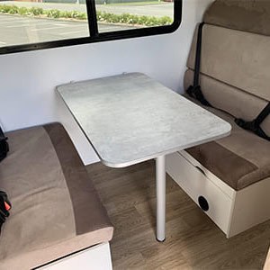 PC Wayfinder Motorhome – 6 Berth-interior (2)