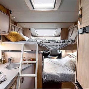 Indie Campers Quest – 5 Berth-interior (4)